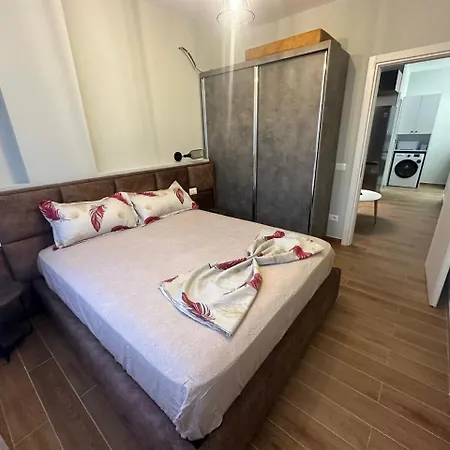 I&s 6 Golem (Tirana)