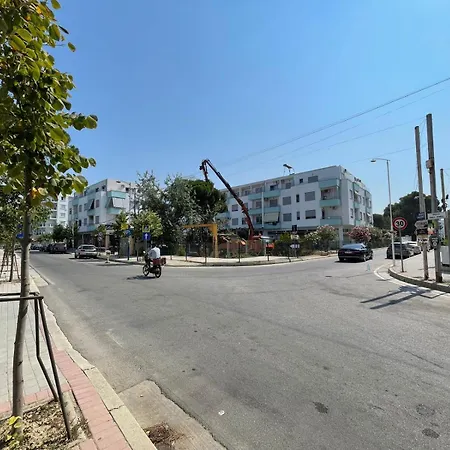 I&s 6 Apartament Golem (Tirana)