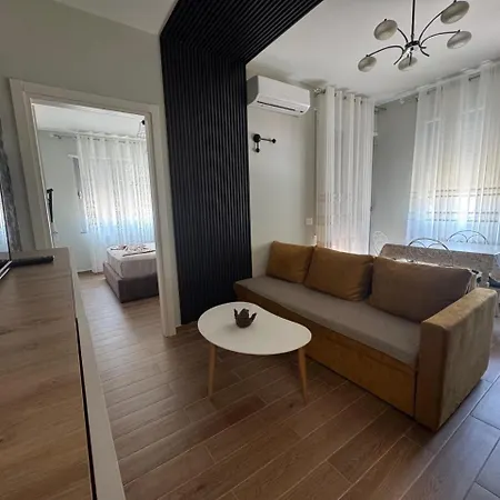 I&s 6 Apartament Golem (Tirana)