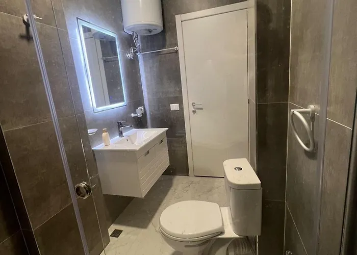 Apartment I&s 6 Golem (Tirana)